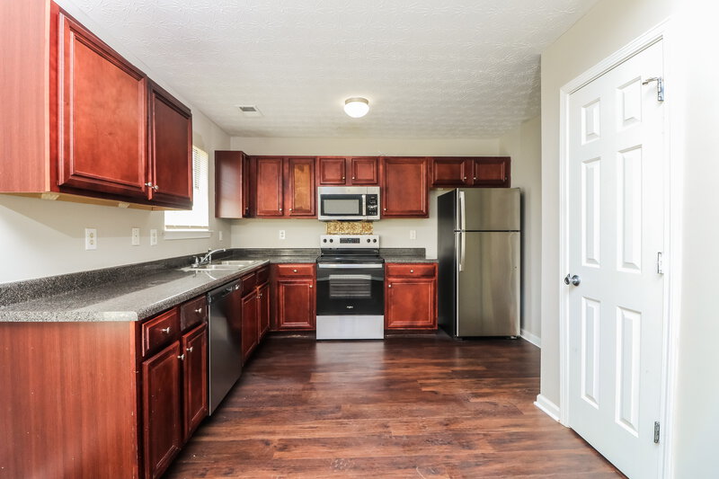 2,155/Mo, 7611 Apostle Road Fairburn, GA 30213 Kitchen View 2