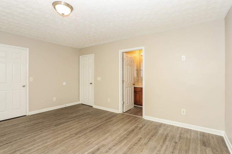 2,500/Mo, 5621 Union Pointe Drive Union City, GA 30291 Main Bedroom View 2