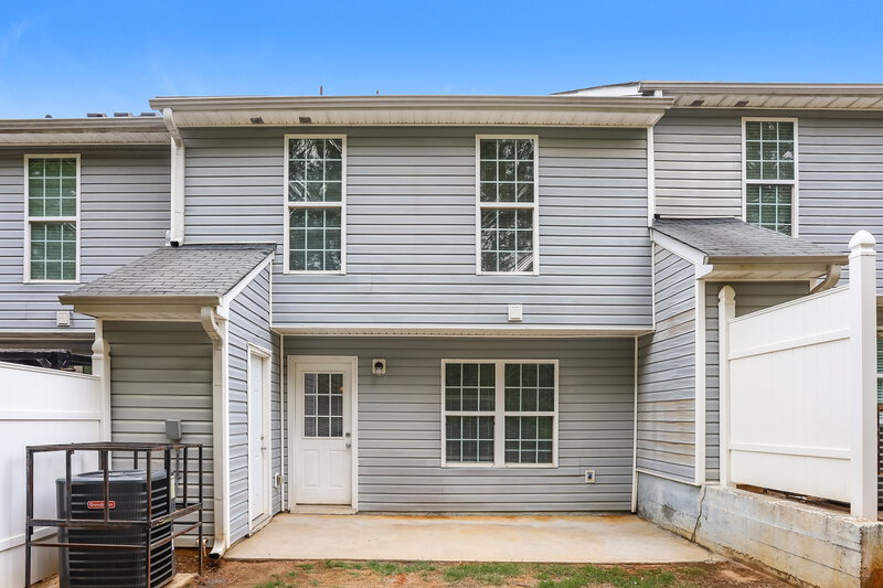 2,500/Mo, 5621 Union Pointe Drive Union City, GA 30291 Rear View