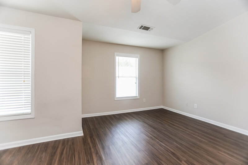 2,100/Mo, 2044 Lakeshore Overlook Drive NW Kennesaw, GA 30152 Main Bedroom View