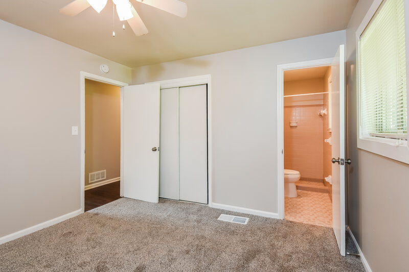 1,830/Mo, 4212 Plumtree Way Austell, GA 30106 Main Bedroom View 2