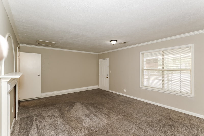 1,730/Mo, 5913 Clate Court Ellenwood, GA 30294 Living Room View
