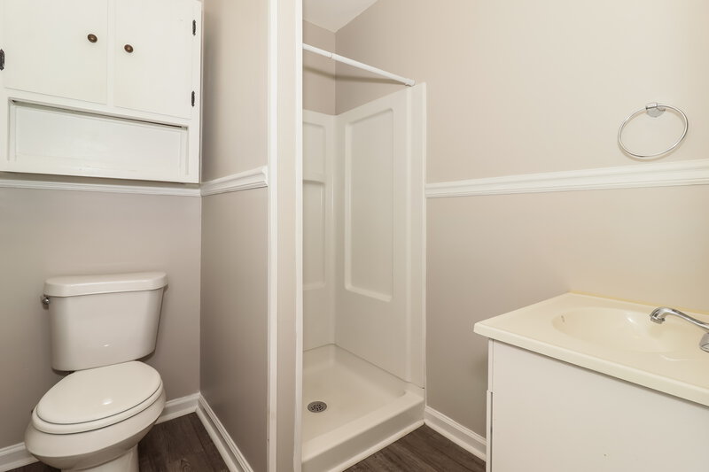 1,615/Mo, 416 TANNER Road Dacula, GA 30019 Main Bathroom View