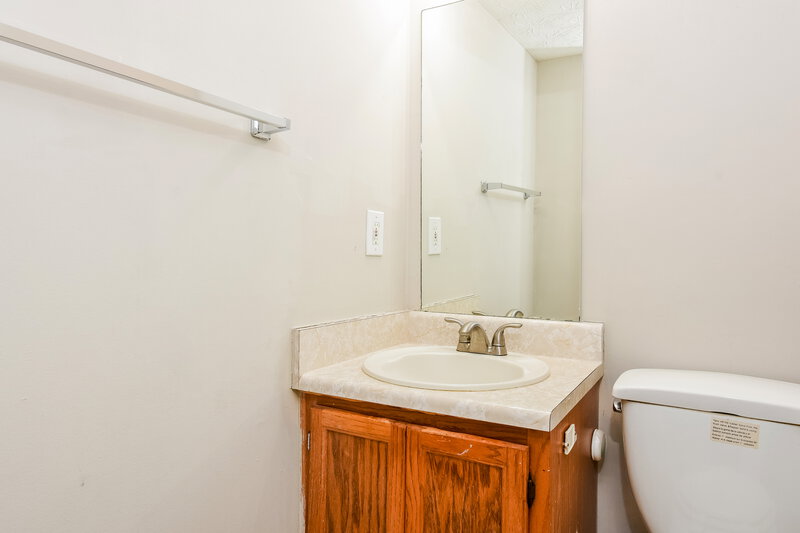 1,720/Mo, 3571 Hopkins Court Powder Springs, GA 30127 Bathroom View 2