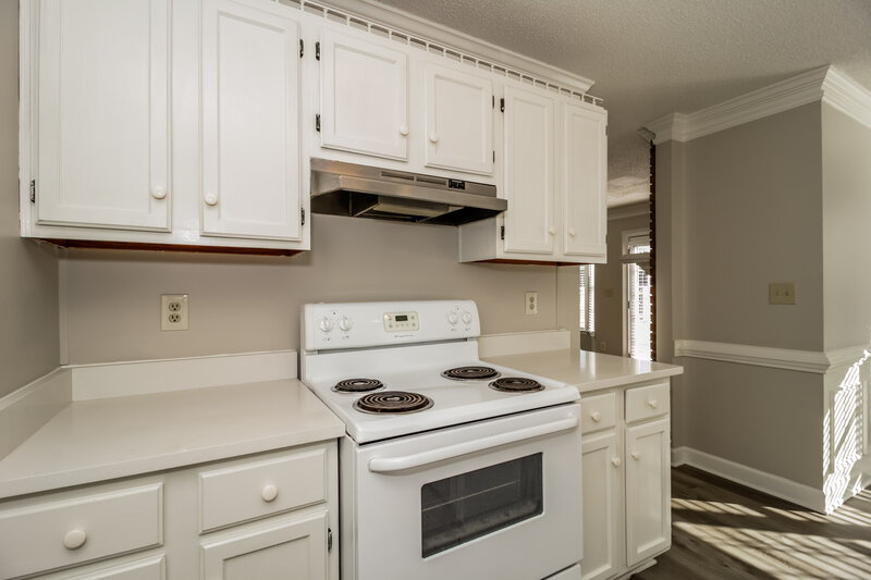 2,075/Mo, 5176 Ray Court Powder Springs, GA 30127 Kitchen View 2
