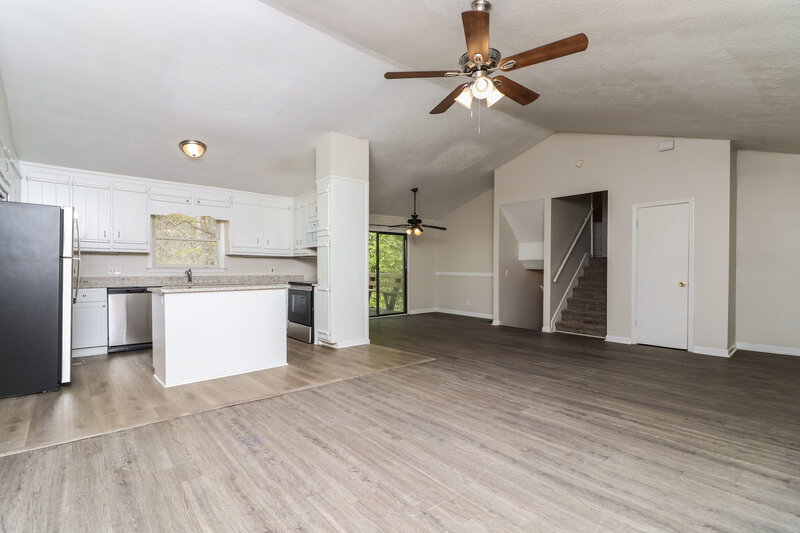 2,060/Mo, 3363 Sir Lancelot Place SW Marietta, GA 30008 Living Room View 3