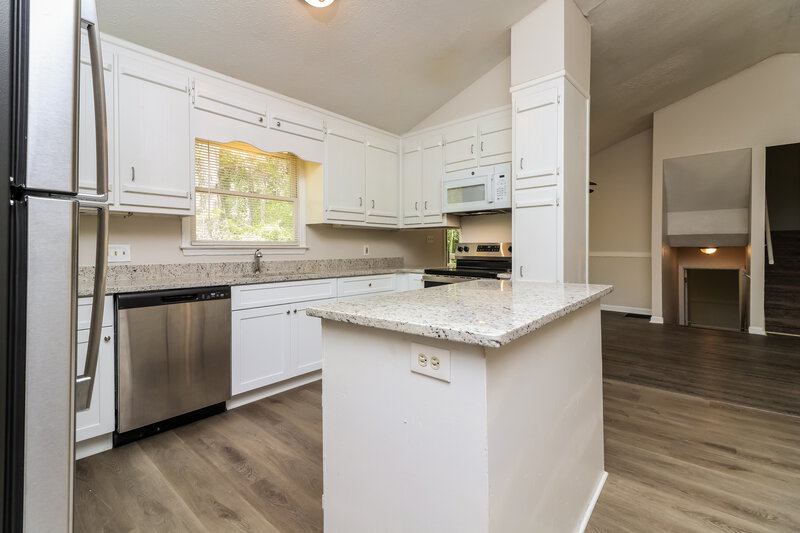 2,060/Mo, 3363 Sir Lancelot Place SW Marietta, GA 30008 Kitchen View 2