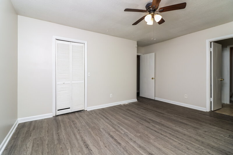 2,060/Mo, 3363 Sir Lancelot Place SW Marietta, GA 30008 Main Bedroom View 2