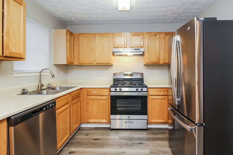 2,075/Mo, 393 CLEARSPRINGS Drive Lawrenceville, GA 30046 Kitchen View