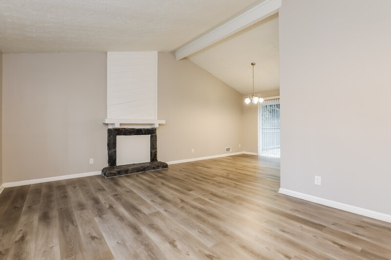 1,675/Mo, 7491 Penland Dr Riverdale, GA 30296 Living Room View 2