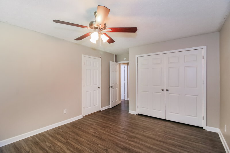 1,900/Mo, 9227 Chestnut Lake Dr Jonesboro, GA 30236 Main Bedroom View