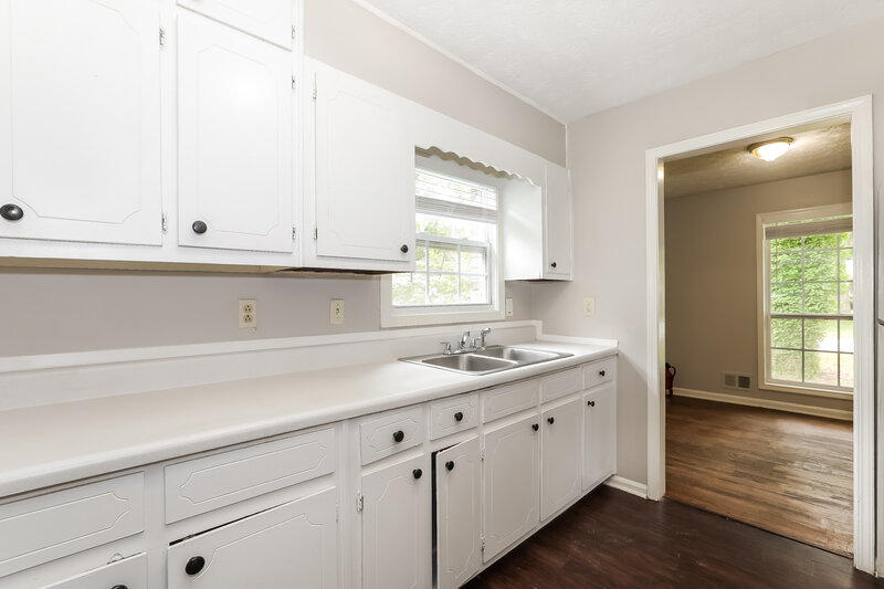 1,830/Mo, 4436 Colony East Dr Stone Mountain, GA 30083 Kitchen View