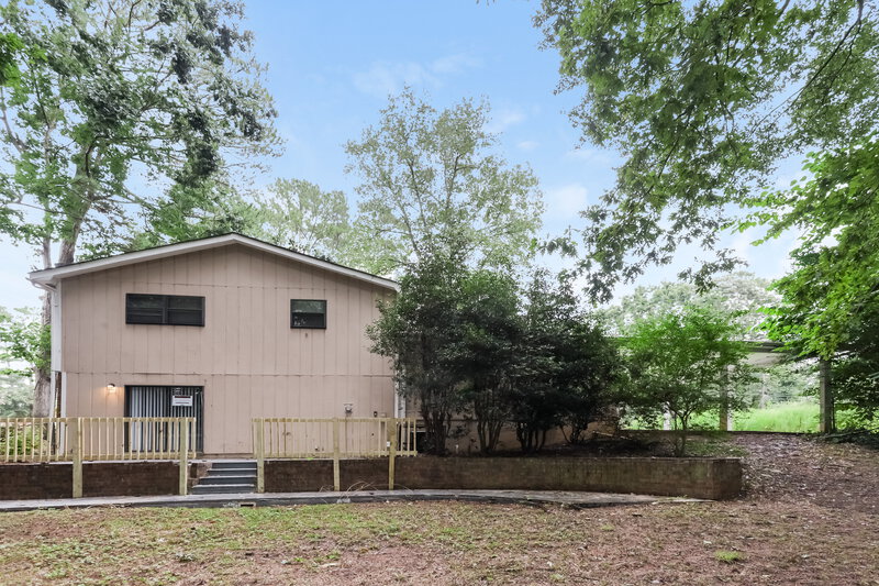 1,705/Mo, 8173 Creek St Jonesboro, GA 30236 Rear View 2
