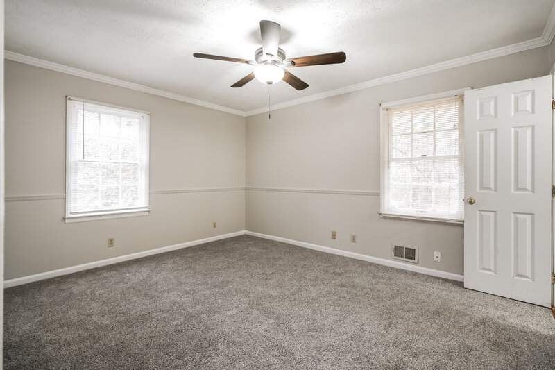 2,630/Mo, 6166 Queens Rd Douglasville, GA 30135 Main Bedroom View 2