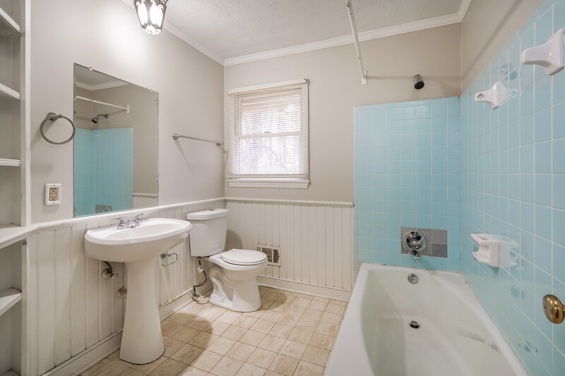 2,630/Mo, 6166 Queens Rd Douglasville, GA 30135 Bathroom View