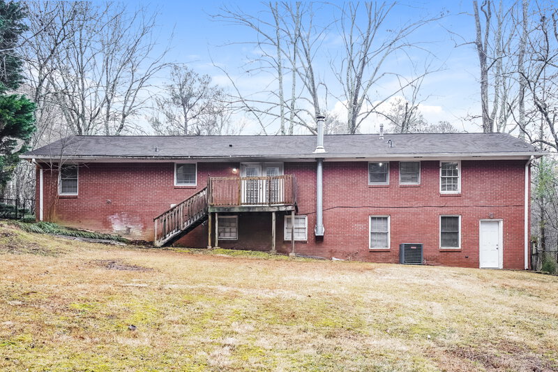 2,630/Mo, 6166 Queens Rd Douglasville, GA 30135 Rear View