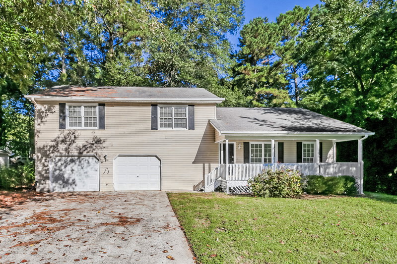 1,940/Mo, 4019 Burnside Lane Lilburn, GA 30047 External View