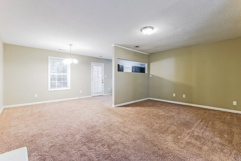 1,675/Mo, 6792 Mahonia Place Lithonia, GA 30038 Living Room View 2
