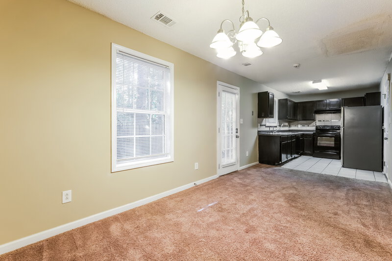 1,675/Mo, 6792 Mahonia Place Lithonia, GA 30038 Dining Room View