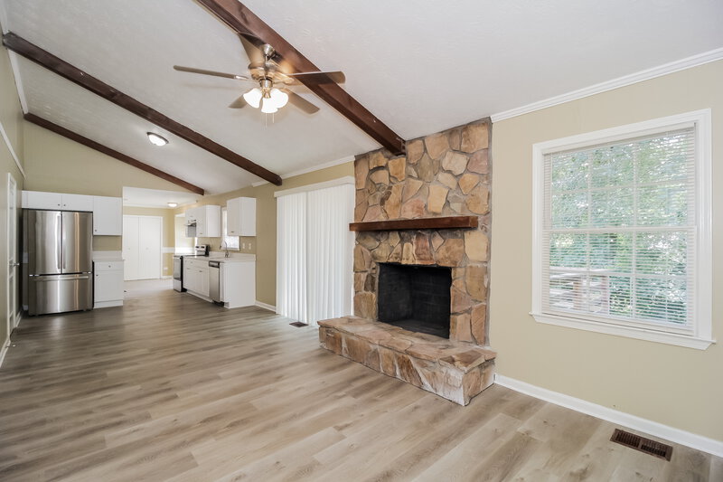 2,470/Mo, 375 North Hickory Lane Douglasville, GA 30134 Misc View 4