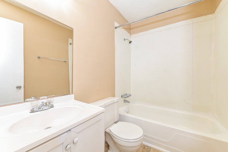 1,575/Mo, 2793 Starr Road Morrow, GA 30260 Bathroom View