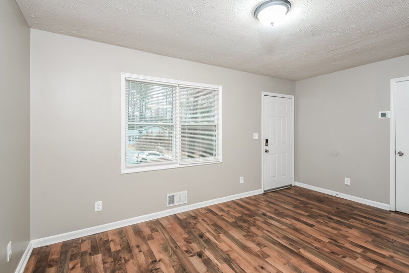 1,875/Mo, 449 Strickland Court Lawrenceville, GA 30046 Living Room View 2