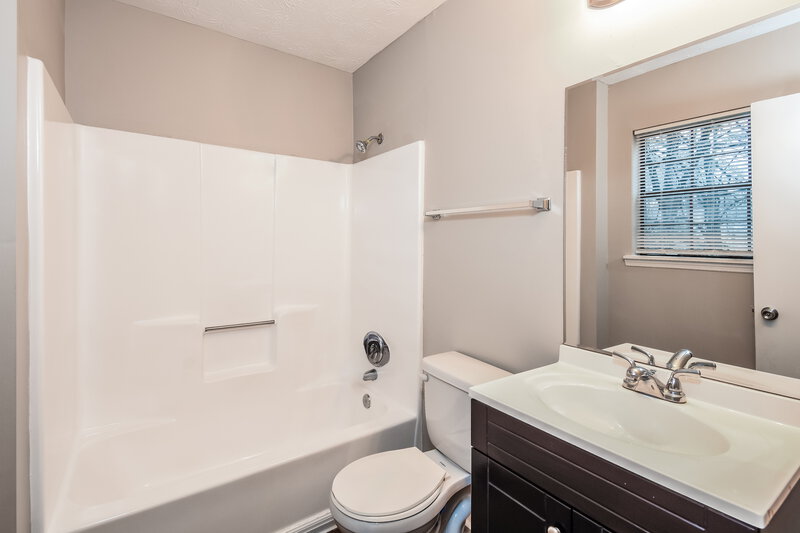 1,875/Mo, 449 Strickland Court Lawrenceville, GA 30046 Main Bathroom View