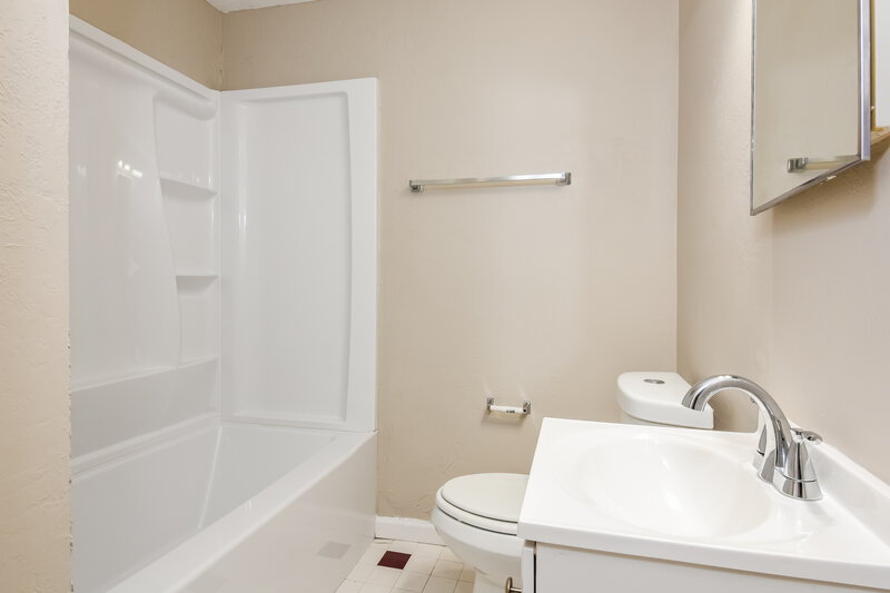 1,495/Mo, 4117 Forest Court Douglasville, GA 30135 Bathroom View