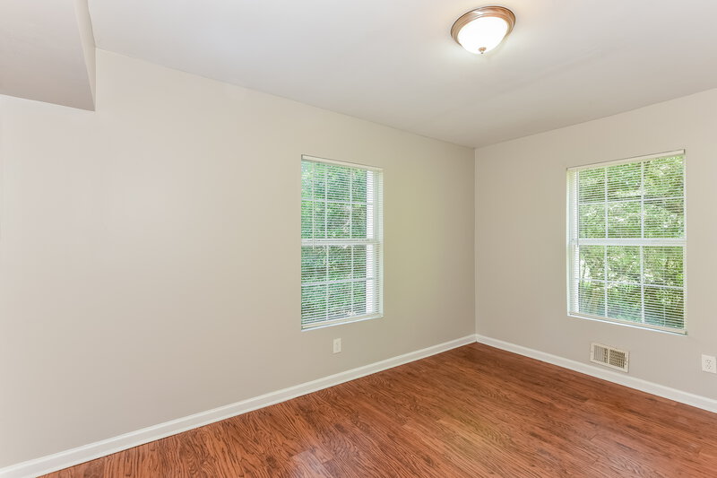 0/Mo, 2783 McAfee Road Decatur, GA 30032 Bedroom View 2