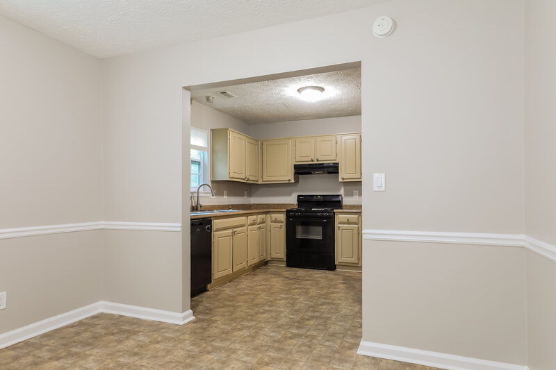 1,535/Mo, 960 Maple Leaf Ridge Jonesboro, GA 30238 Dining Room View