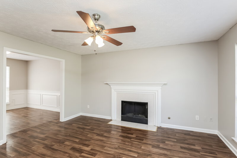2,190/Mo, 2395 Hamilton Parc Lane Buford, GA 30519 Living Room View 2