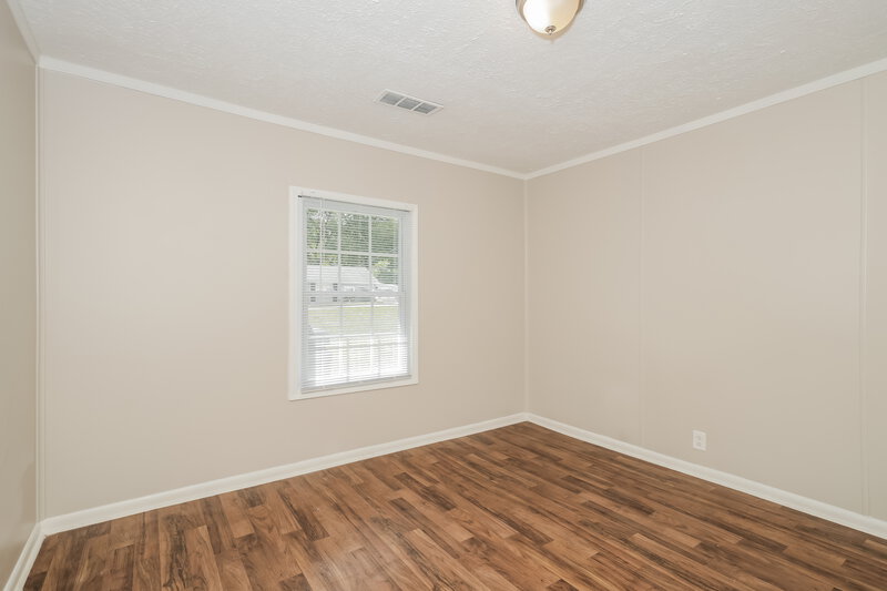 1,505/Mo, 635 Roxbury Drive Riverdale, GA 30274 Sitting Room View