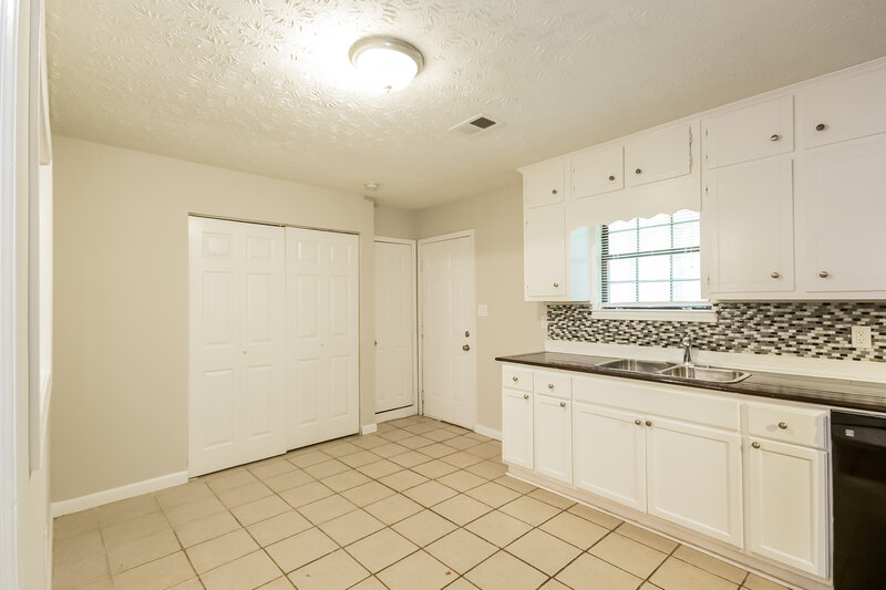 1,740/Mo, 3648 Mansfield Lane Snellville, GA 30039 Misc View 6