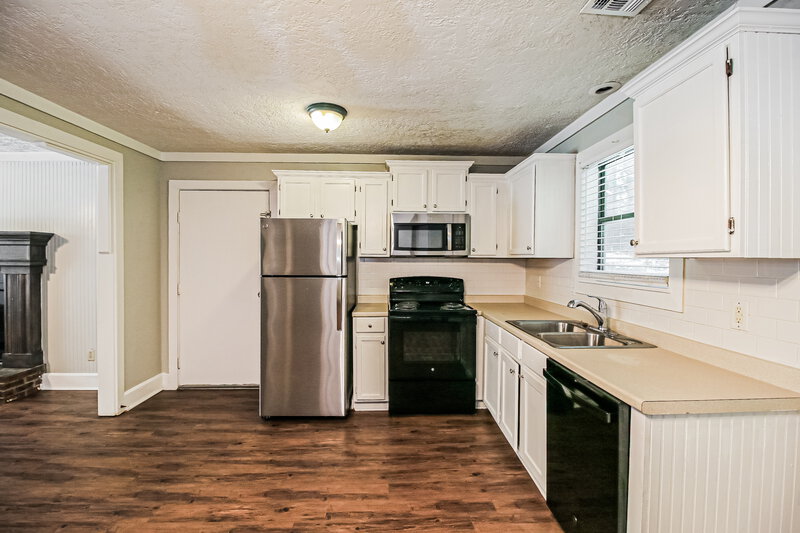 2,400/Mo, 7970 Norris Lake Road Snellville, GA 30039 Misc View 5