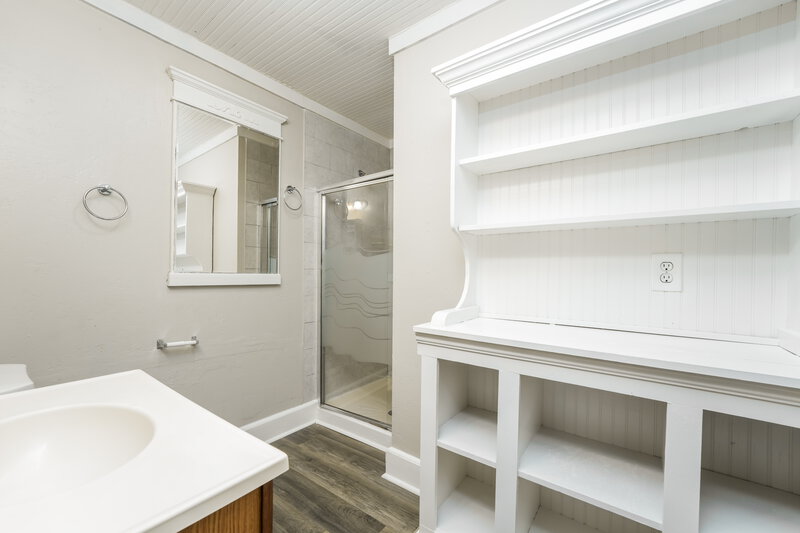 1,645/Mo, 7970 Norris Lake Road Snellville, GA 30039 Main Bathroom View 2