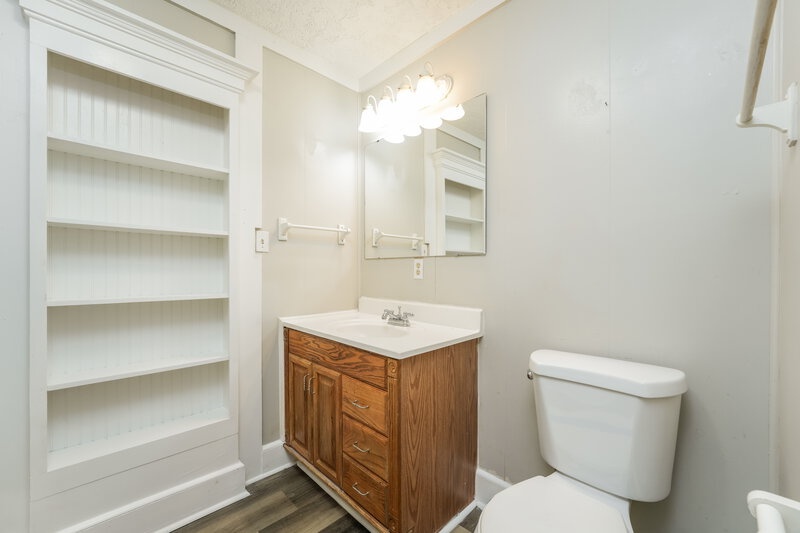 1,645/Mo, 7970 Norris Lake Road Snellville, GA 30039 Bathroom View