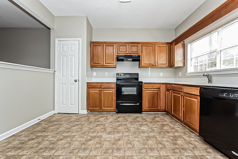 1,605/Mo, 2497 Brianna Drive Hampton, GA 30228 Kitchen View