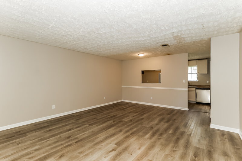 2,150/Mo, 5926 Dart Dr Lithonia, GA 30058 Living Room View