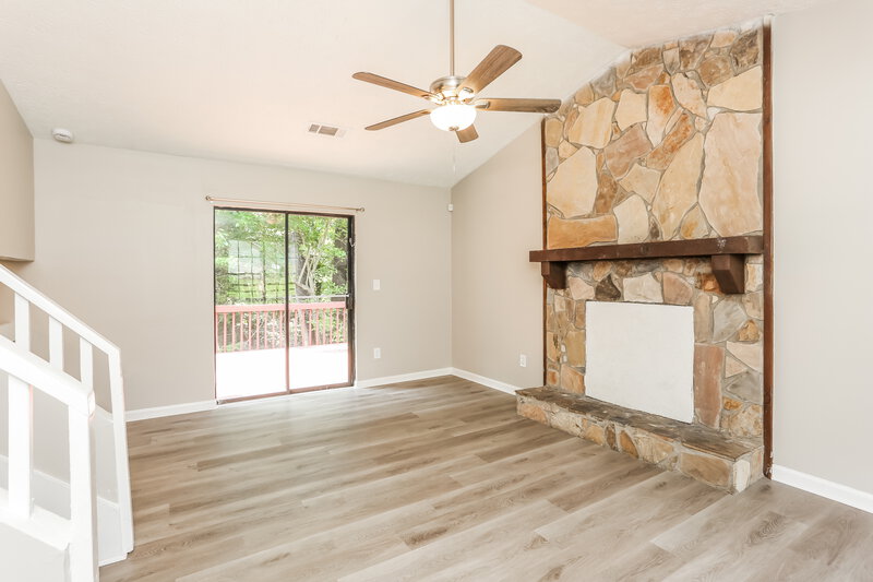 1,755/Mo, 806 Durham Crossing Stone Mountain, GA 30083 Living Room View 3