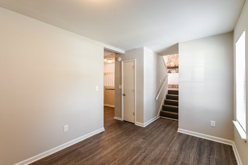 1,645/Mo, 806 Durham Crossing Stone Mountain, GA 30083 Bedroom View 3