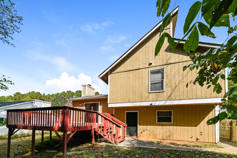 1,645/Mo, 806 Durham Crossing Stone Mountain, GA 30083 Rear View