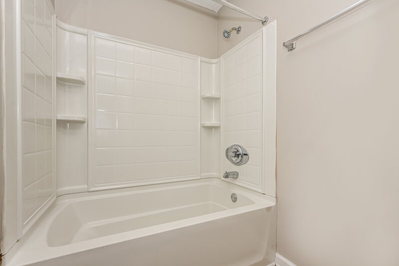 1,915/Mo, 3328 Tarragon Drive Decatur, GA 30034 Bathroom View