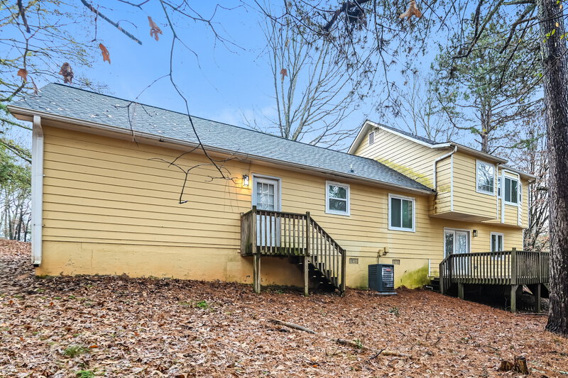 1,720/Mo, 1450 Moriah Trce Auburn, GA 30011 Rear View