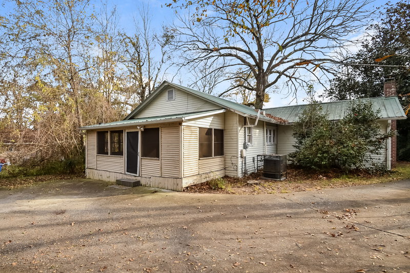 1,460/Mo, 3183 Peachtree Street Lithia Springs, GA 30122 Rear View 2