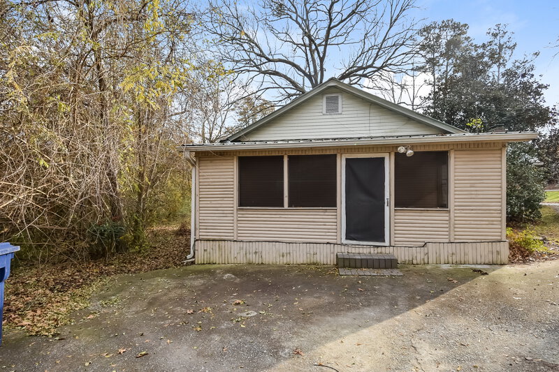 1,460/Mo, 3183 Peachtree Street Lithia Springs, GA 30122 Rear View 3