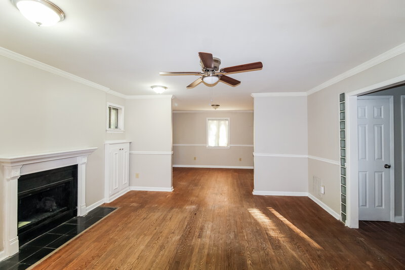 2,430/Mo, 5739 Hilton Ridge Road Lithonia, GA 30058 Living Room View 3