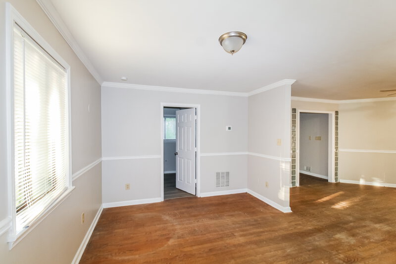 2,430/Mo, 5739 Hilton Ridge Road Lithonia, GA 30058 Family Room View 2