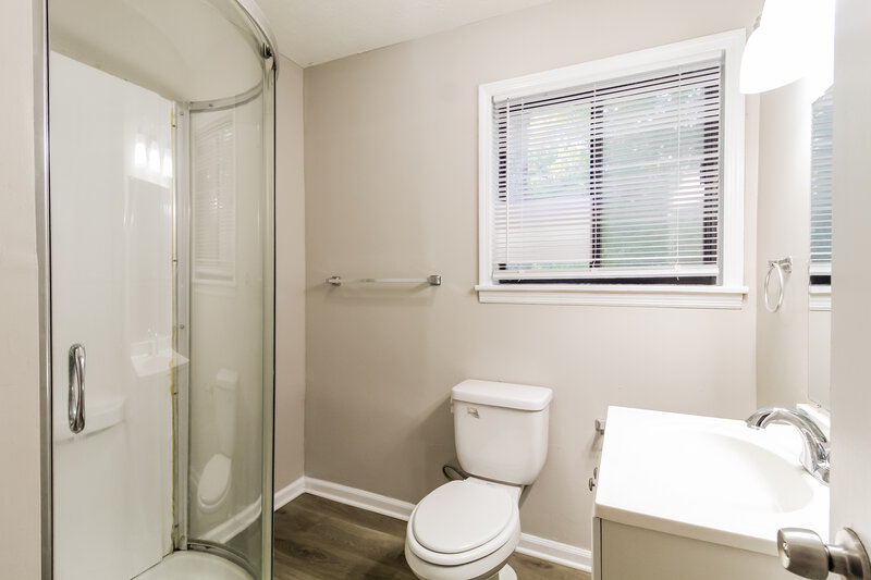 2,430/Mo, 5739 Hilton Ridge Road Lithonia, GA 30058 Bathroom View