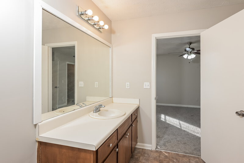 2,015/Mo, 2314 Hampton Drive Decatur, GA 30035 Main Bathroom View