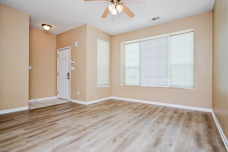 1,600/Mo, 2361 Brianna Drive Hampton, GA 30228 Living Room View